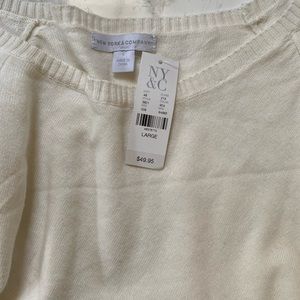 New York and Company sweater size L ✨HP✨NWT